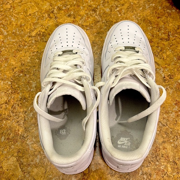 Nike Air Force 1 size 10 - Picture 2 of 5